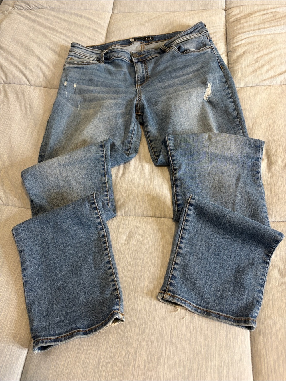Kut from the Kloth Faded Blue Bootcut Jeans 10